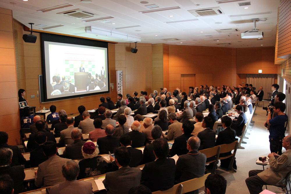静岡産業大学が「浦田周社（うらた かねたか）木版画美術館」を