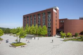 金沢大学が理工研究域先端宇宙理工学研究センターの看板除幕式を挙行 最先端の宇宙観測 研究の実現を目指す 大学プレスセンター