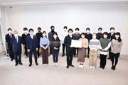 代理授賞の様子（全体）.JPG