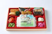 付属高校弁当01.jpg