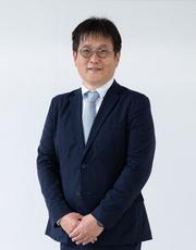 足利学科長の写真.jpg