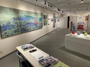 武蔵野学芸専門学校が3月6日まで2022卒業制作展を佐藤美術館で開催中 -- 専門生・高等生の夢の第一歩を展示