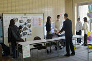 r4_1201_topics_7.JPG
