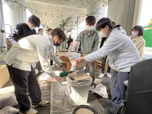 工学院大学で採れたハチミツ入りオリジナルビールを「KEIO 春のビールまつり」で500本限定販売(4月20日~23日開催)