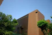 【大阪国際大学】奥田メモリアルホール外観_240919.jpg