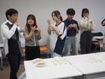 愛知大学の学生がうずら卵を使った新商品「みるくうずら」「うずタル」を考案。天狗缶詰株式会社×愛知大学×東三河県庁  