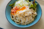 toyo_sakekasu-gakushoku-menu_2-buta-shabu-sarada-udon.jpg