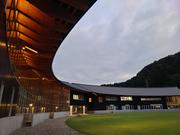 【夕方の全寮制校舎img】_173155.jpg