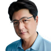 西川社長.jpg