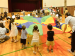 【IPU・環太平洋大学】幼児教育研究サークル「IPU Kids lab.」の夏季活動 ― 子どもたちの笑顔が学生を育てる、心温まる交流と地域のつながり