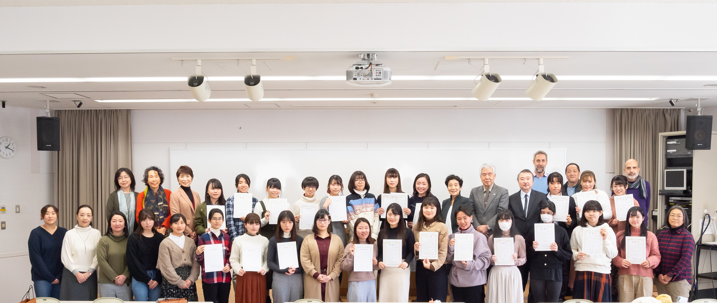 恵泉女学園大学で新たに学内表彰制度がスタート -- 地域・社会への貢献なども対象に、第1回表彰式では8件の活動に学長賞を授与