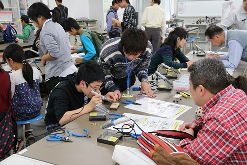 大阪電気通信大学が11月6日に科学技術体験イベント「テクノフェアinねやがわ」を開催 -- 最先端の科学技術をわかりやすく紹介