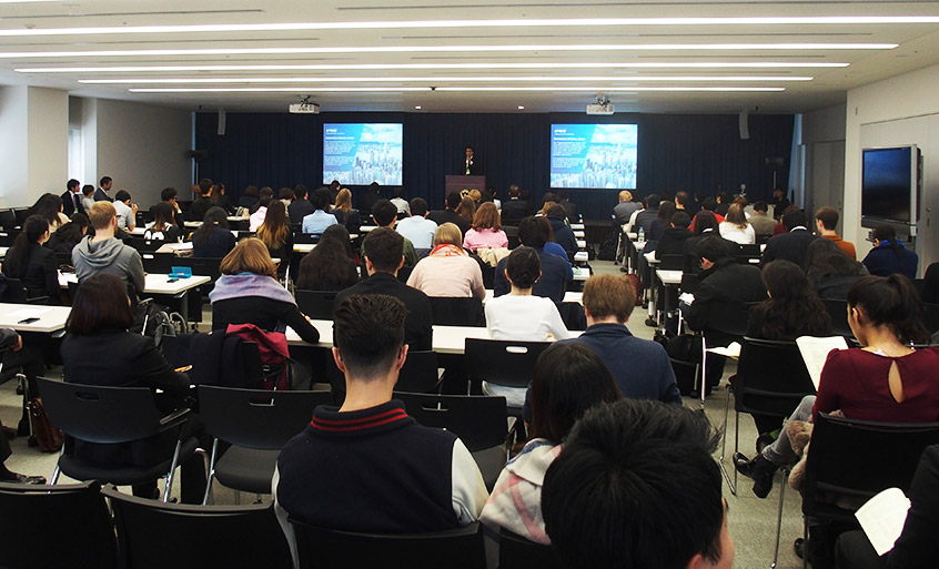 上智大学・テンプル大学ジャパンキャンパス共催　キャリアフェア2016　～英語による合同企業説明会 開催～　グローバル人材と留学生の就職を「形」に