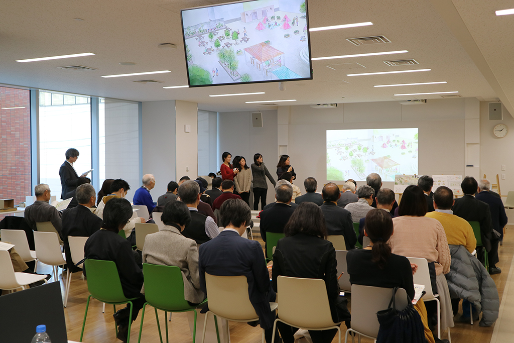 共立女子大学が1月28日に「神保町を元気にする施設・イベント」発表会を開催 -- 商店街の人々も駆けつけ、学生と意見交換