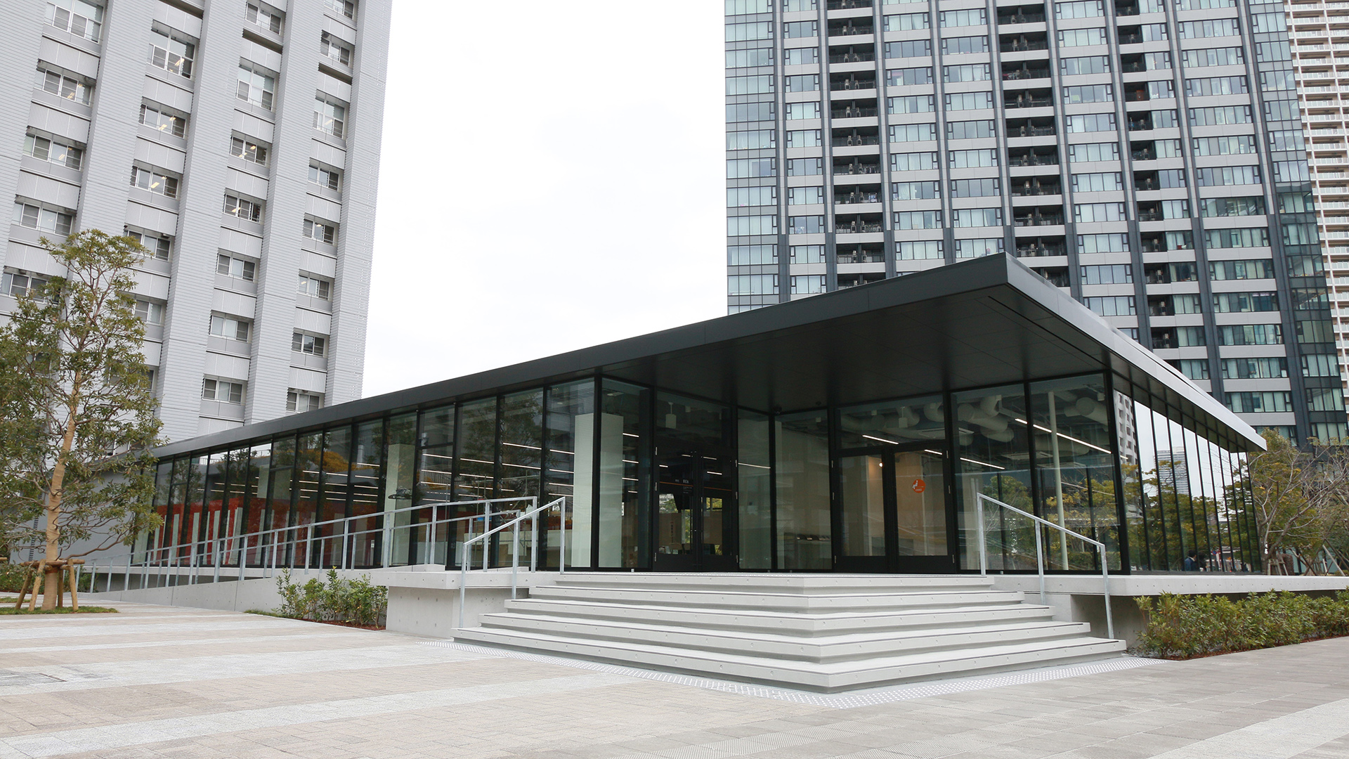 芝浦工業大学 -- 製図室棟[ARCHITECTURE PLAZA]が完成 竣工式を豊洲キャンパスで2月27日に挙行 ～建築学部（2017年4月）開設に向け教育環境を整備～