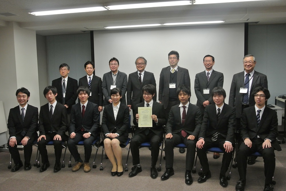 東京都市大学の学生チームが自動車の安全技術を競う「学生安全技術デザインコンペティション」日本大会で最優秀賞を受賞