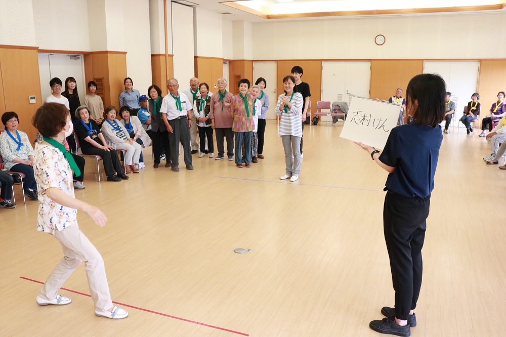 地元の住民自治協議会と地域づくりに取り組む広島国際大学の学生が高齢者を支援・交流 -- 「地域がキャンパスin黒瀬」