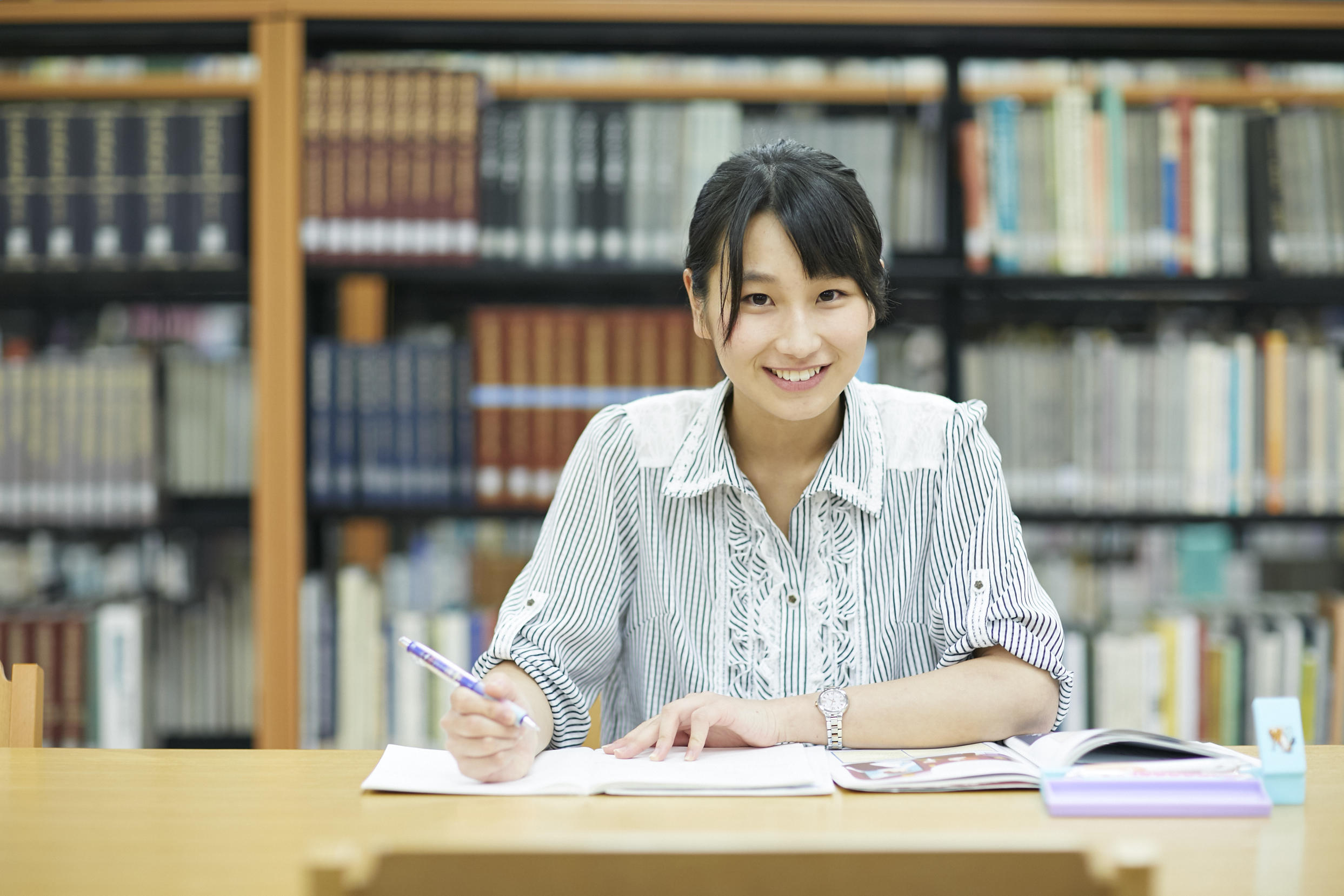 江戸川大学総合情報図書館の読書推進活動 -- 「ブックハンティング」や「多読賞」などを展開