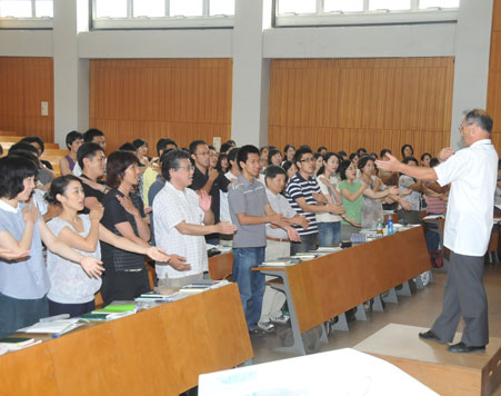 暑さをこえる学びへの情熱。玉川大学通信教育部　夏期スクーリング開講中