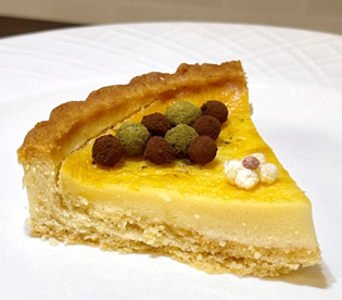 召しませ 多彩な色と香りのパウダーカプセル　ココアやカレーパウダー、形成のカギは「ぬれ性」 -- 大阪工業大学