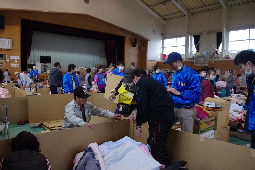 東日本大震災に関する学生ボランティアが気仙沼へ～工学院大学段ボール隊が大活躍～