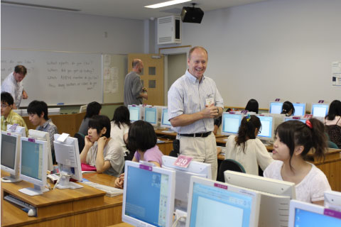 札幌大学が「高校生English Camp」を開催