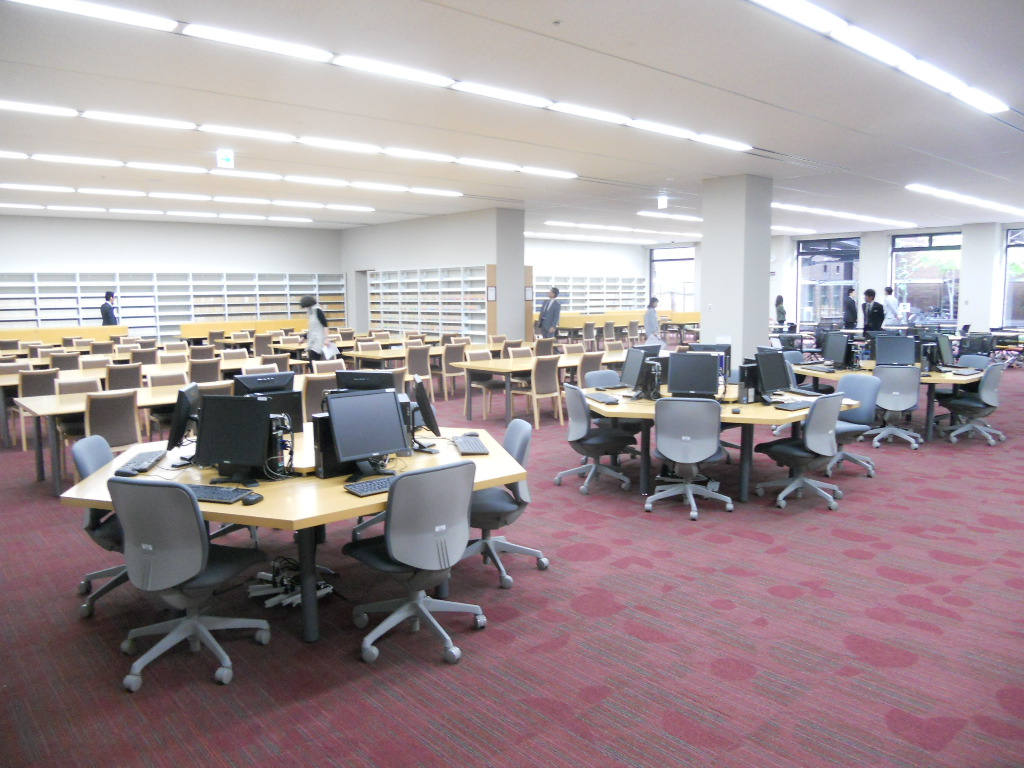 「Veritas liberabit vos（真理はあなたたちを自由にする）」を掲げる新図書館が５月９日に全館オープン――大阪経済大学