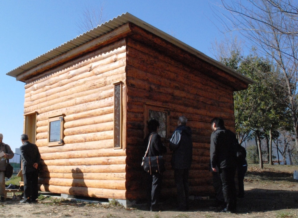 学生プロジェクトで建築家ル・コルビュジエの休憩小屋を原寸で忠実に再現――ものつくり大学