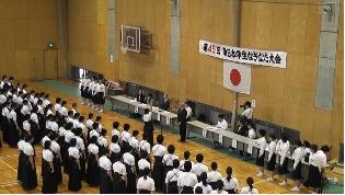 10月28日に実践女子大学にて「第46回東日本学生なぎなた大会」を開催