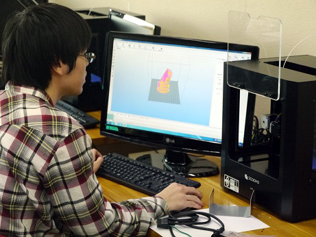 東京工科大学メディア学部が演習で3Dプリンターを用いた授業「デジタル・ファブリケーション」を開始