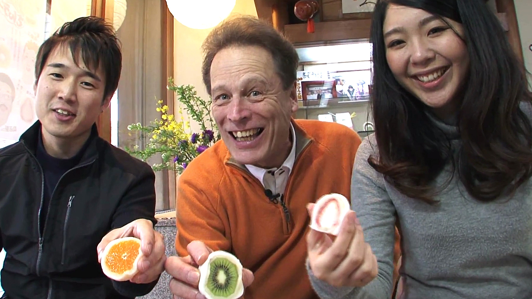 京都外国語大学を動画で紹介する「ジェフ・バーグランド教授が行く！」シリーズの新作動画3本を制作 -- 公式YouTubeチャンネルに公開