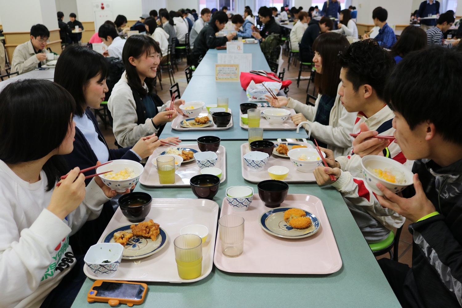 毎月1週間、朝食を無料提供　保護者団体の支援で -- 広島国際大学