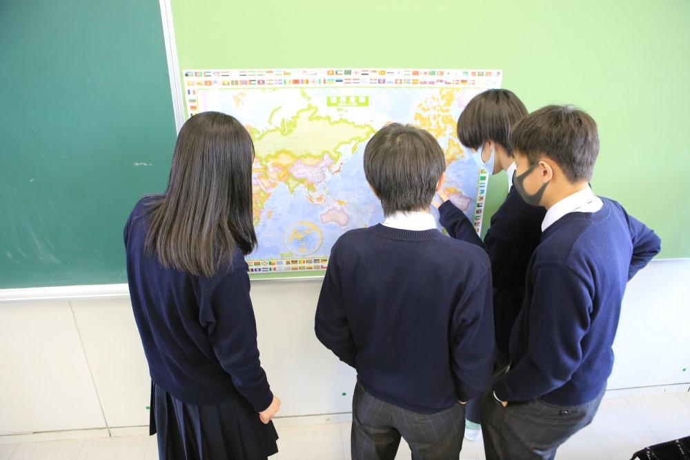日本初！桐蔭学園中等教育学校が模擬国連部の活動をベースに探究授業「15歳のグローバルチャレンジ」を始動！