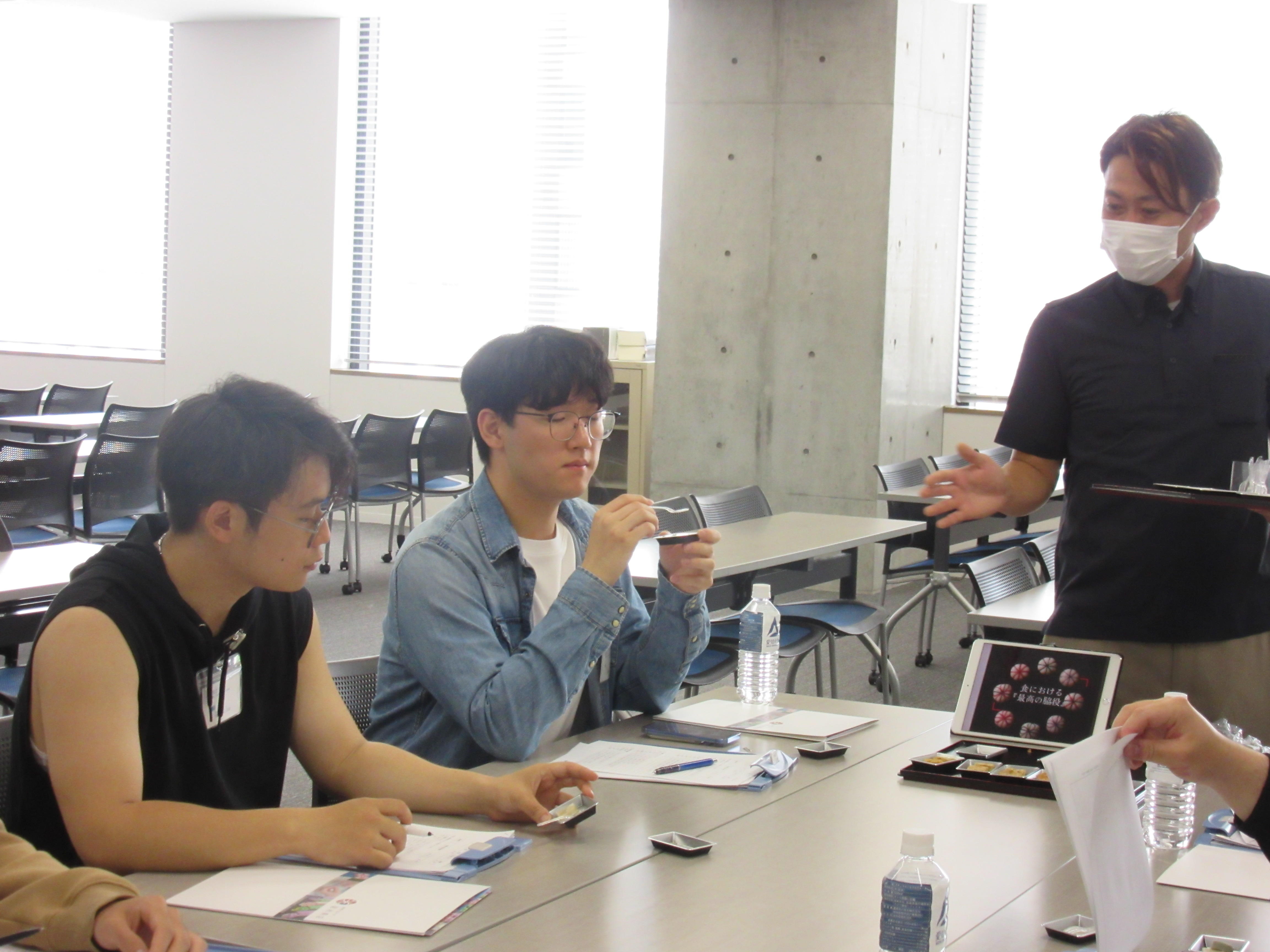 アジア圏へ販路開拓をめざせ!!愛知大学留学生による輸出促進テイスティング -愛知大学国際ビジネスセンター(IBC)、株式会社あいち銀行、東海農政局共催第７回大学×企業交流会を開催