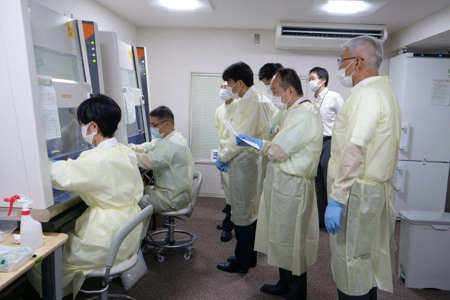 【東京薬科大学】地域の薬剤師にPCR検査の研修を実施