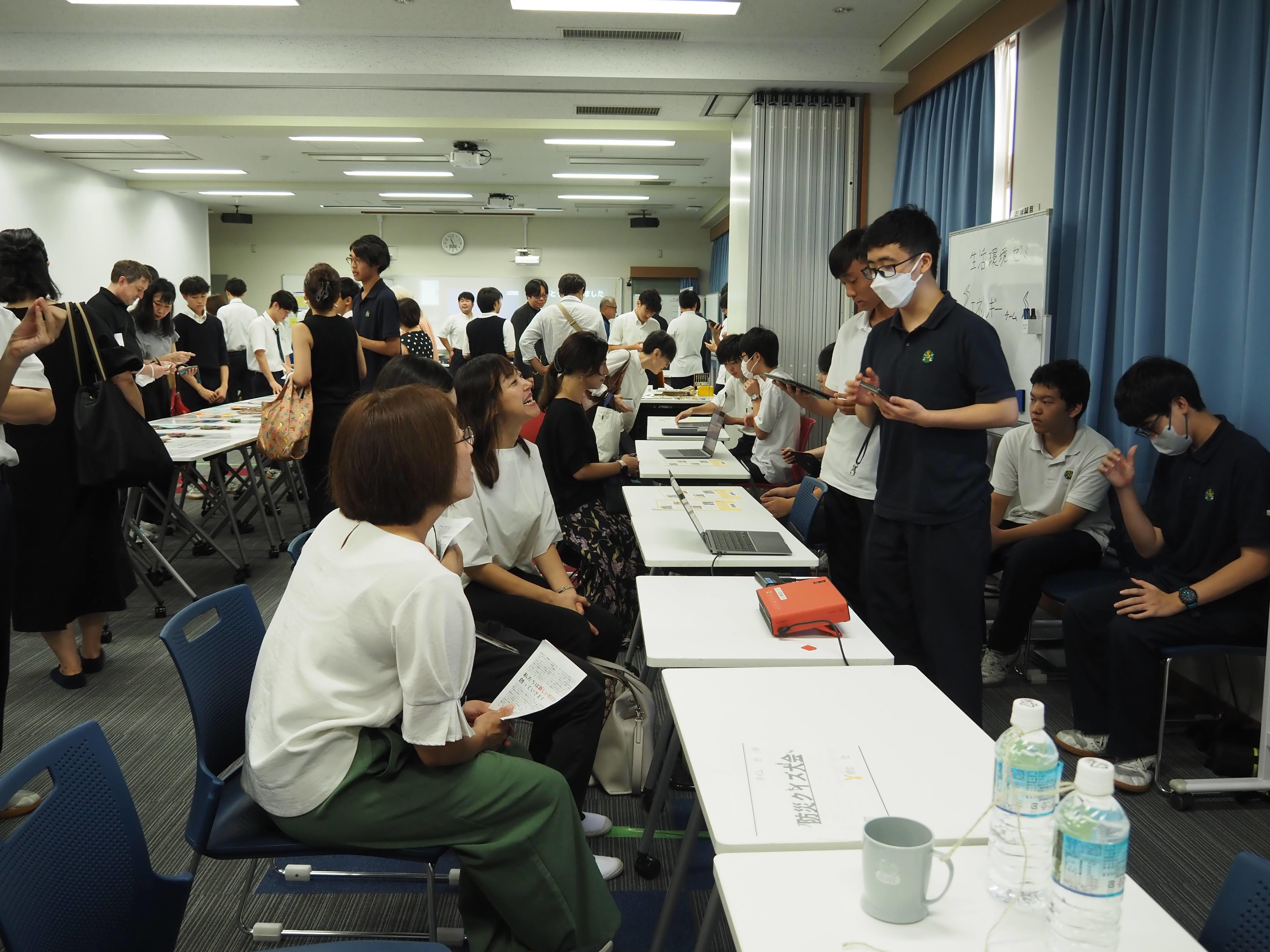 聖学院高等学校が「ものづくり」と「ことづくり」を通して世界に貢献する人材を育むGIC：Global Innovation Classの中間発表会を開催
