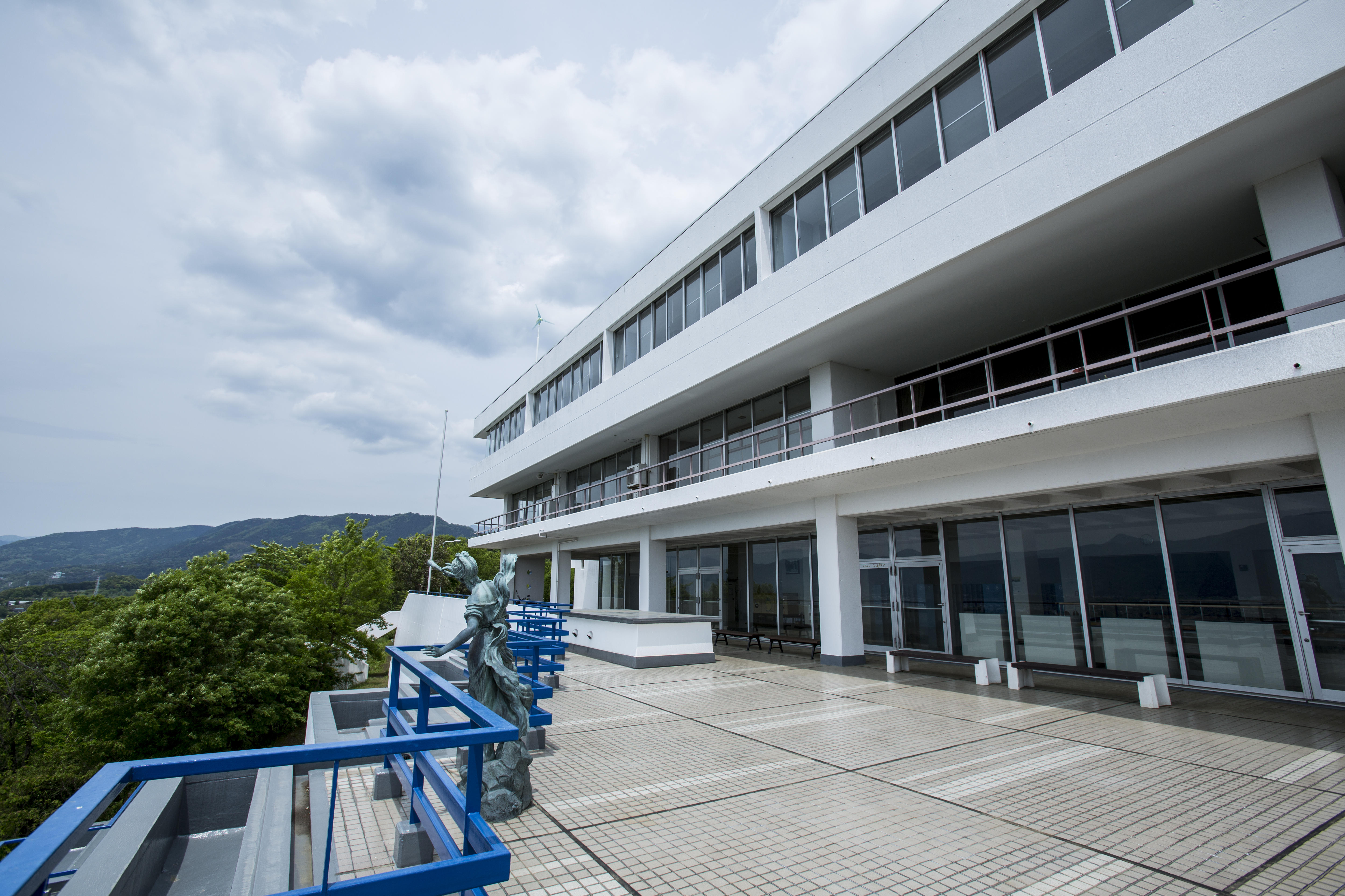 神奈川県大井町・松田町、千葉県館山市と包括協定締結し地域の課題を解決 -- 昭和女子大学