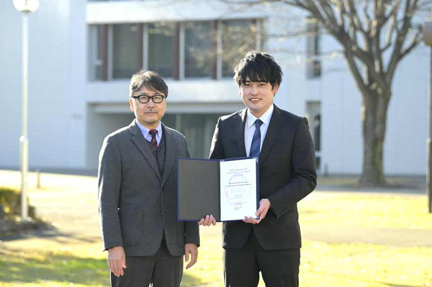 東京工芸大学大学院工学研究科1年の渡部陸矢さんが「ICAI2021」でISJ Editor-in-chief Awardを受賞