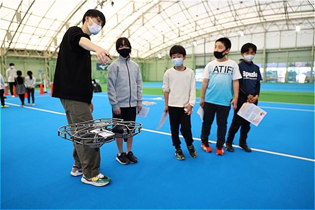 １７日にチーム対抗ドローン体験イベント　小学生対象　ＡＲマーカー使い操作--大阪工業大学