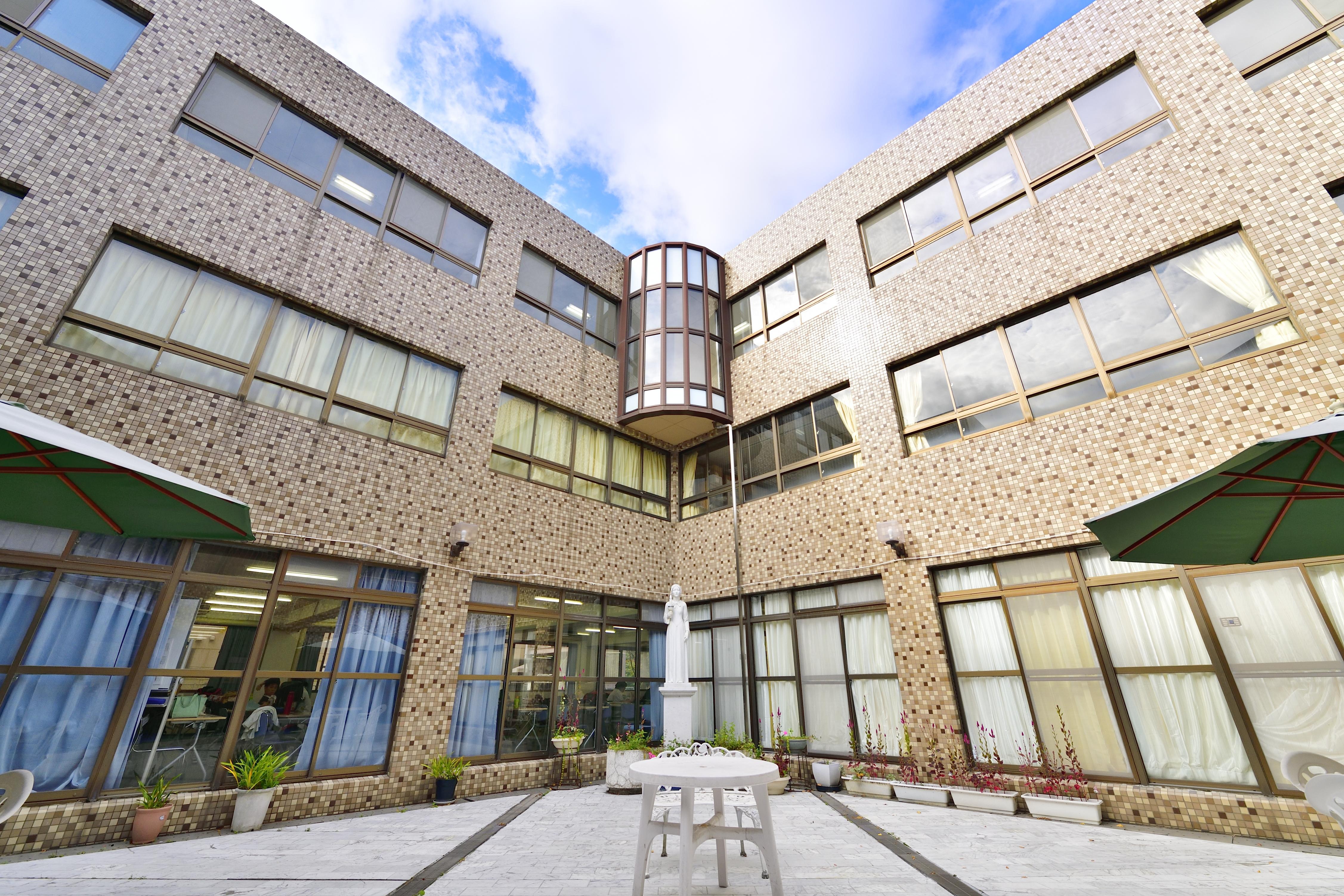 【学校法人藍野大学】大阪府内の保健所へ教員・在学生の応援派遣を決定