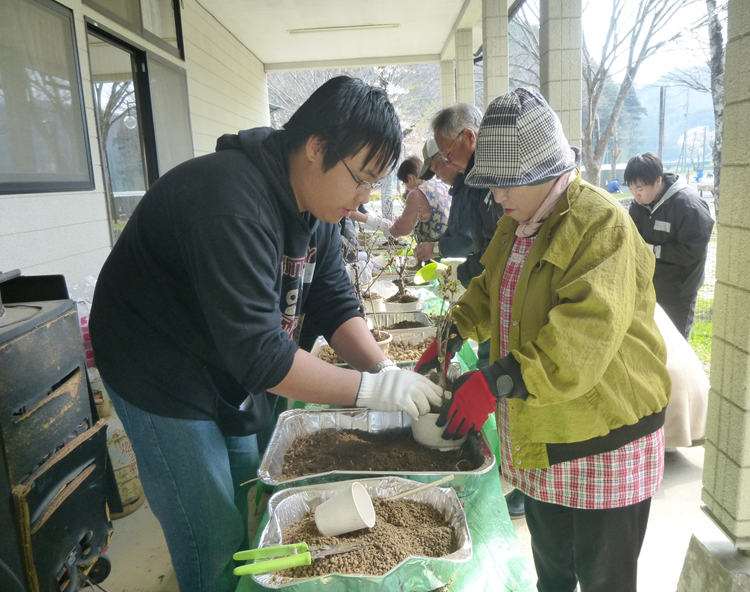 聖学院大学・学生による復興支援ボランティアツアー「桜プロジェクト8」を実施します