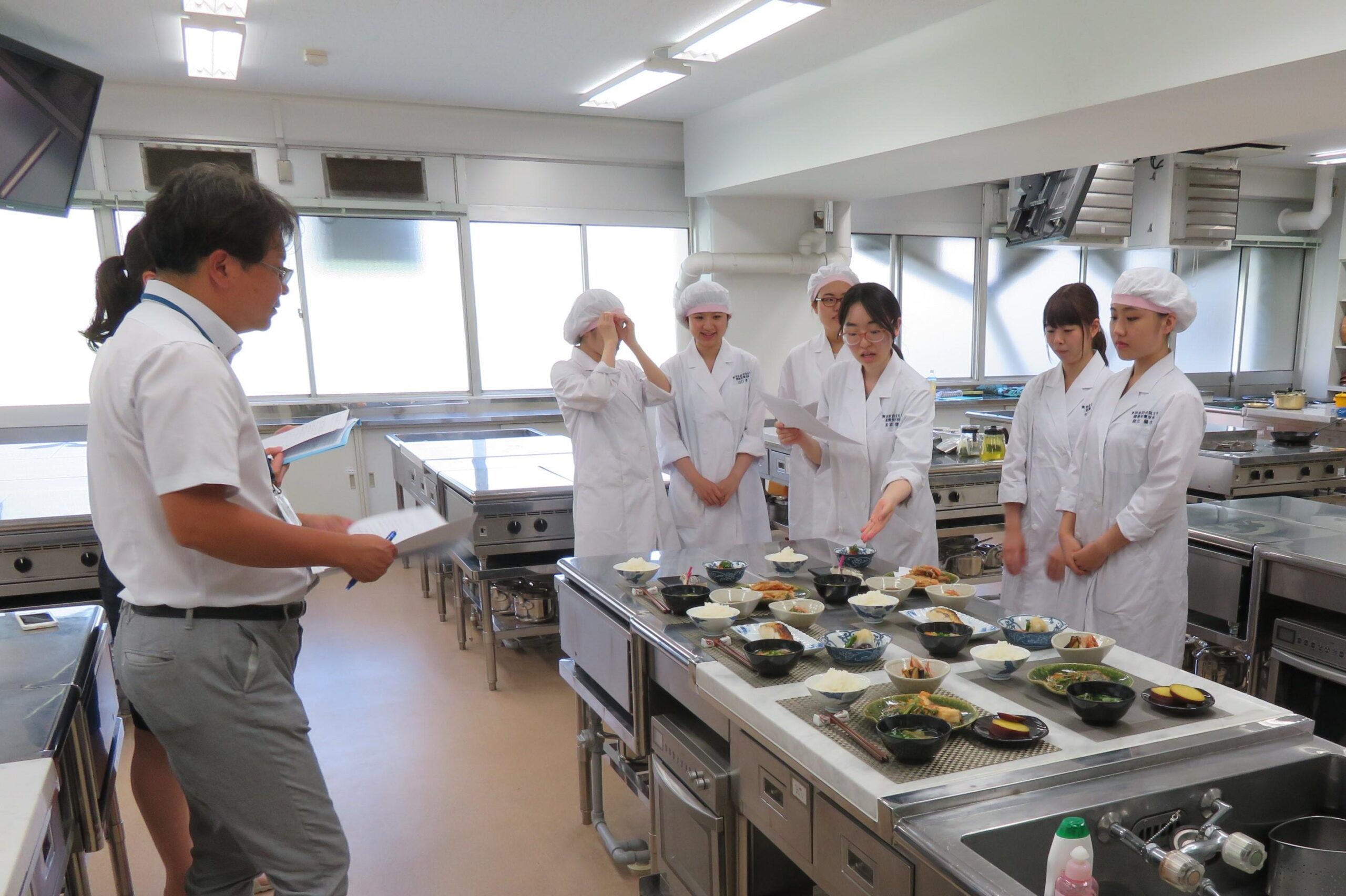 東京家政学院大学 調理学研究室×楠公レストハウス×鹿児島大学水産学部のコラボ企画～楠公レストハウスにて和食御膳の提供～