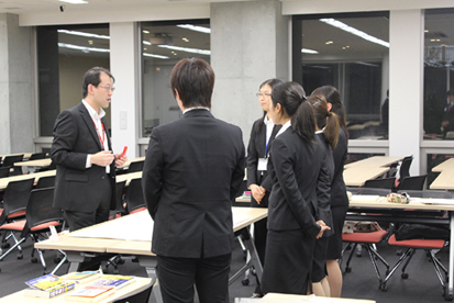 “ゼミ形式”で行う、卒業生による実践的な就職支援プログラム「武蔵しごと塾 ～課題発見とネクストアクション～」を開催 — 武蔵大学