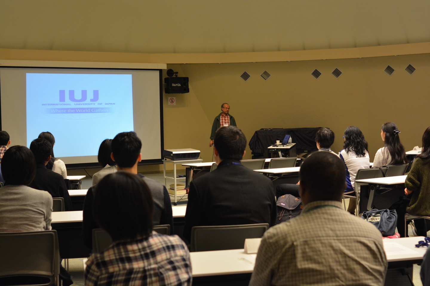 国際大学（IUJ）が高校生向けに異文化コミュニケーション研修を実施 — 中等教育のグローバル化を牽引