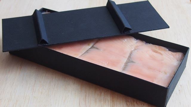 近畿大学水産研究所富山実験場×ますの寿司 高田屋 ～近大サクラマスの鱒寿司を阪急うめだ本店で販売