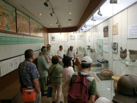 地域の文化と学習の新しい拠点となる博物館へ — 目白学園遺跡　出土品資料室