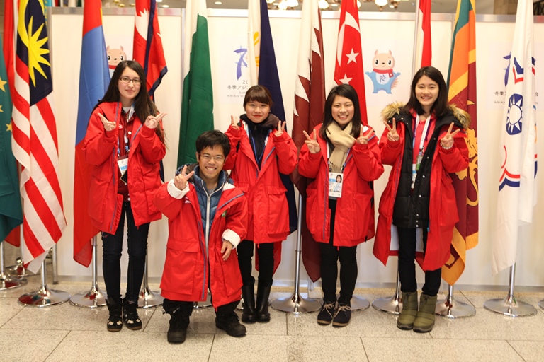 神田外語大学など全国外大連合の学生86人が2017冬季アジア札幌大会で通訳ボランティアとして活躍 — 国際的なスポーツイベントでの支援は初めて