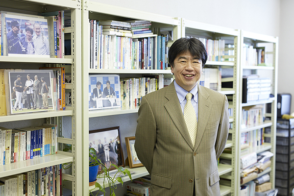 江戸川大学社会学部広岡勲教授の新たなキャリアをスポーツニッポンが紹介 — 江戸川大学総合福祉専門学校の校長に就任