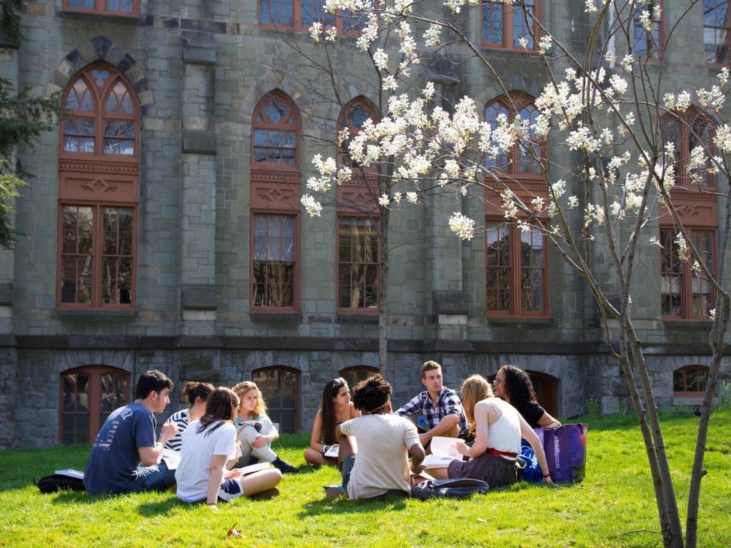 １学期で１人あたり最大300万円 「海外トップユニバーシティ留学奨励助成金」新設 — スタンフォード大学等世界へ羽ばたく明大生を全力で応援