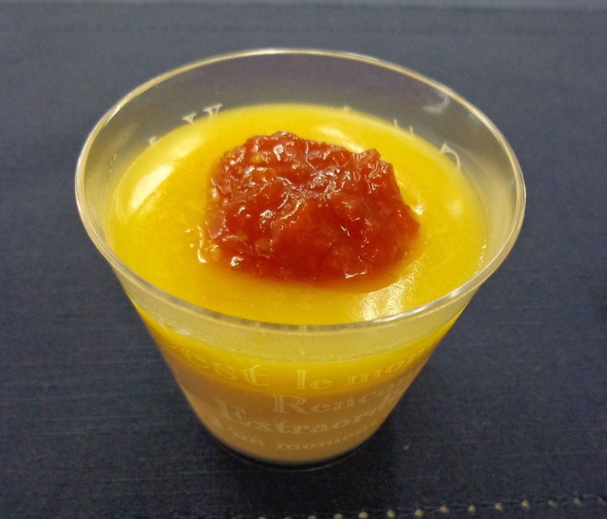 農学部学生が栽培・レシピを考案した完熟ミニトマトのデザートを病院食として提供 — 近畿大学